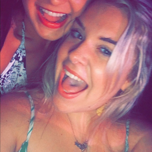 Meet your Posher, Bailey - Picture 1 of 1